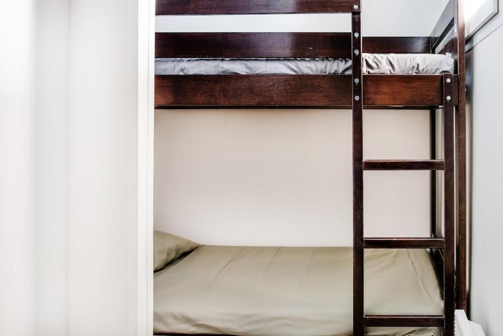 Lourde Center Apartment 3 Bed With Parking Lourdes Esterno foto