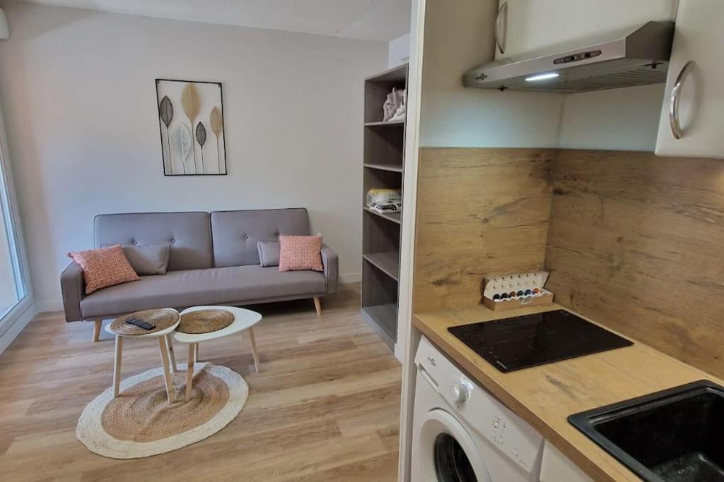 Lourde Center Apartment 3 Bed With Parking Lourdes Esterno foto